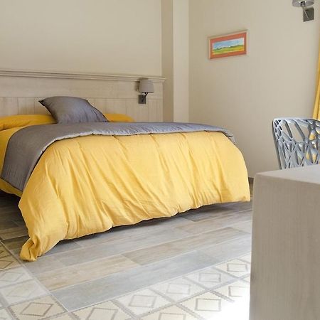 Hostal 1888 Gironella Ruang foto
