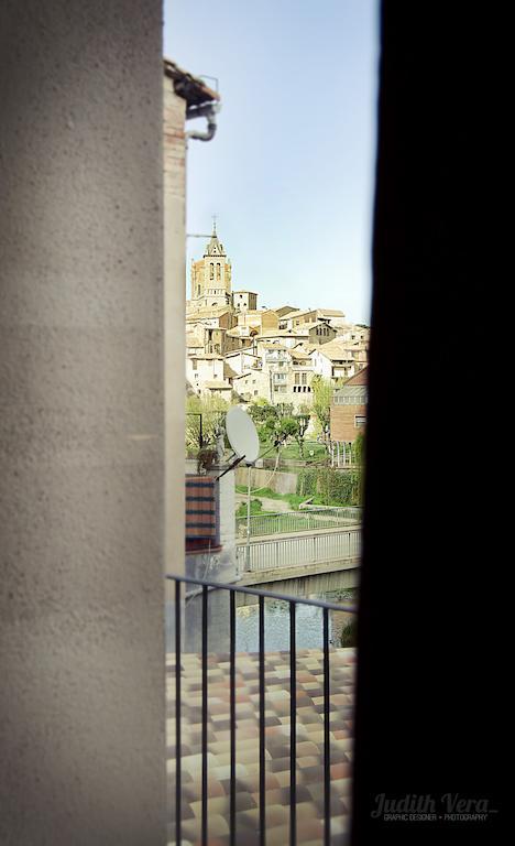 Hostal 1888 Gironella Bagian luar foto